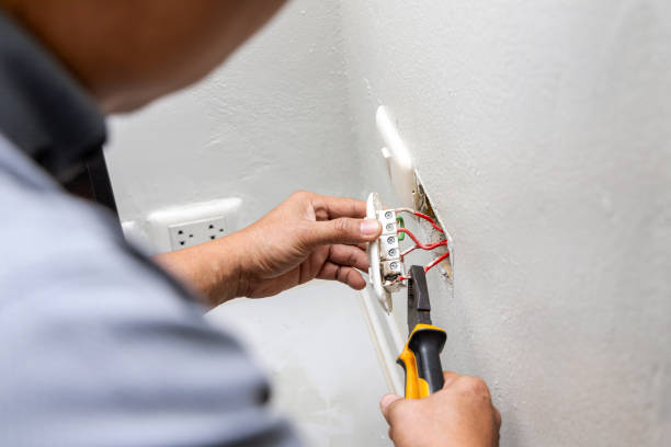 Best Electrical Outlet Repair  in Saticoy, CA